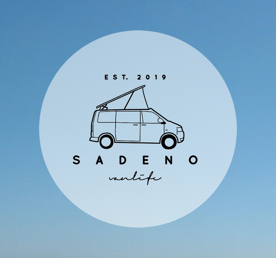 SADENO Logo für einen Van